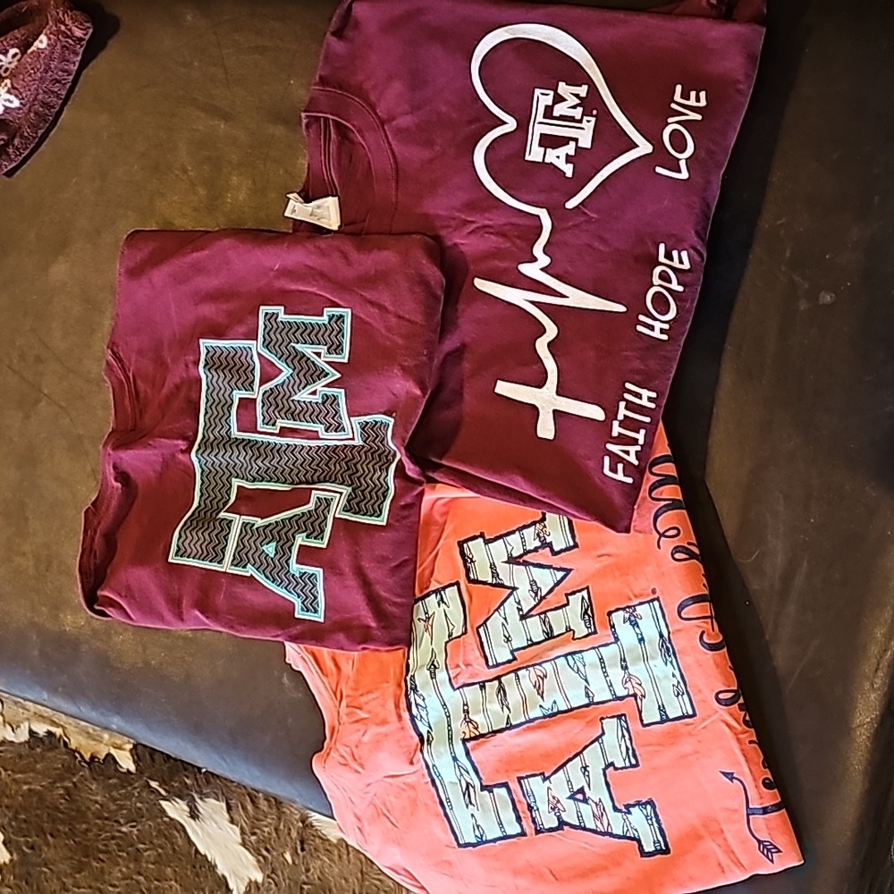 Bundle of 3 women's long-sleeved Texas A&M t-shirts